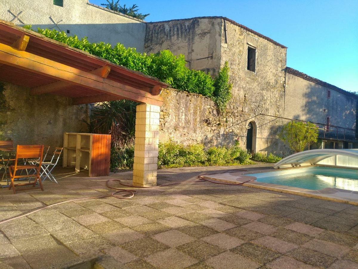Gres Vaillant Villa Saint-Polycarpe Luaran gambar